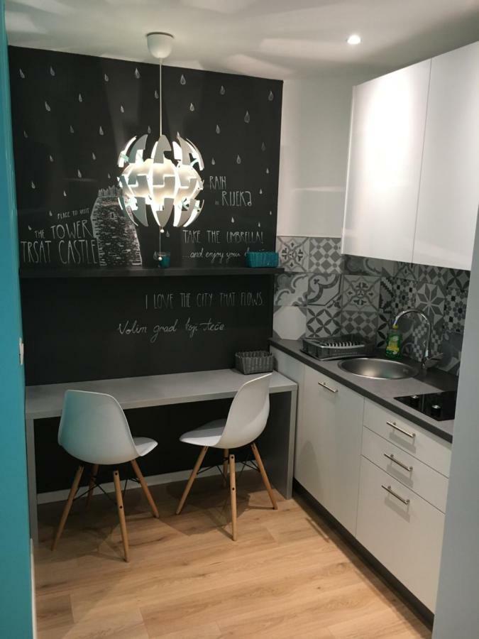 Adria Apartment Rijeka Ngoại thất bức ảnh